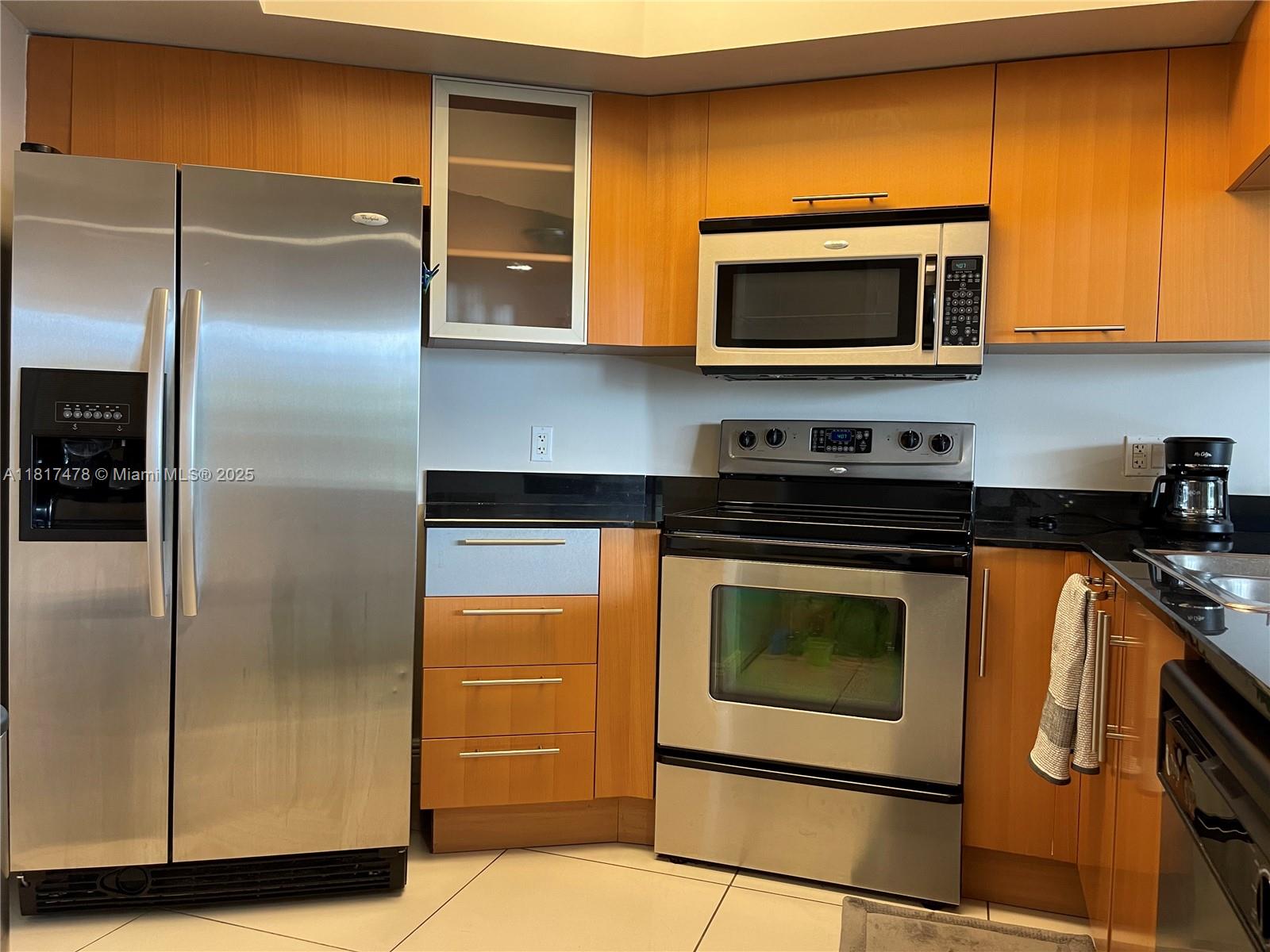 OPERA TOWER CONDO - Residential