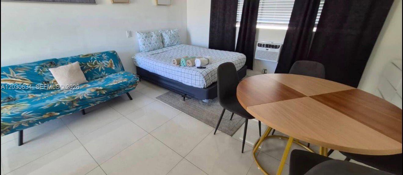HALLANDALE PARK NO 2 - Residential Lease