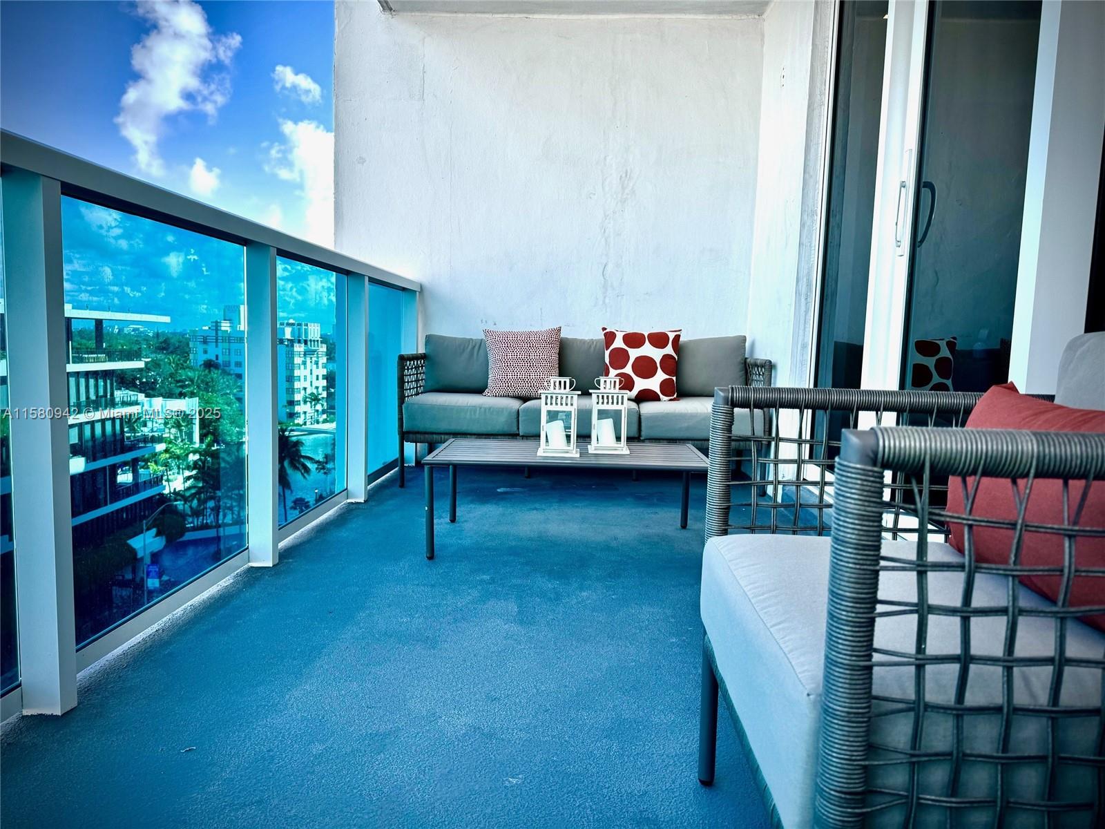 RONEY PALACE CONDO - Residential