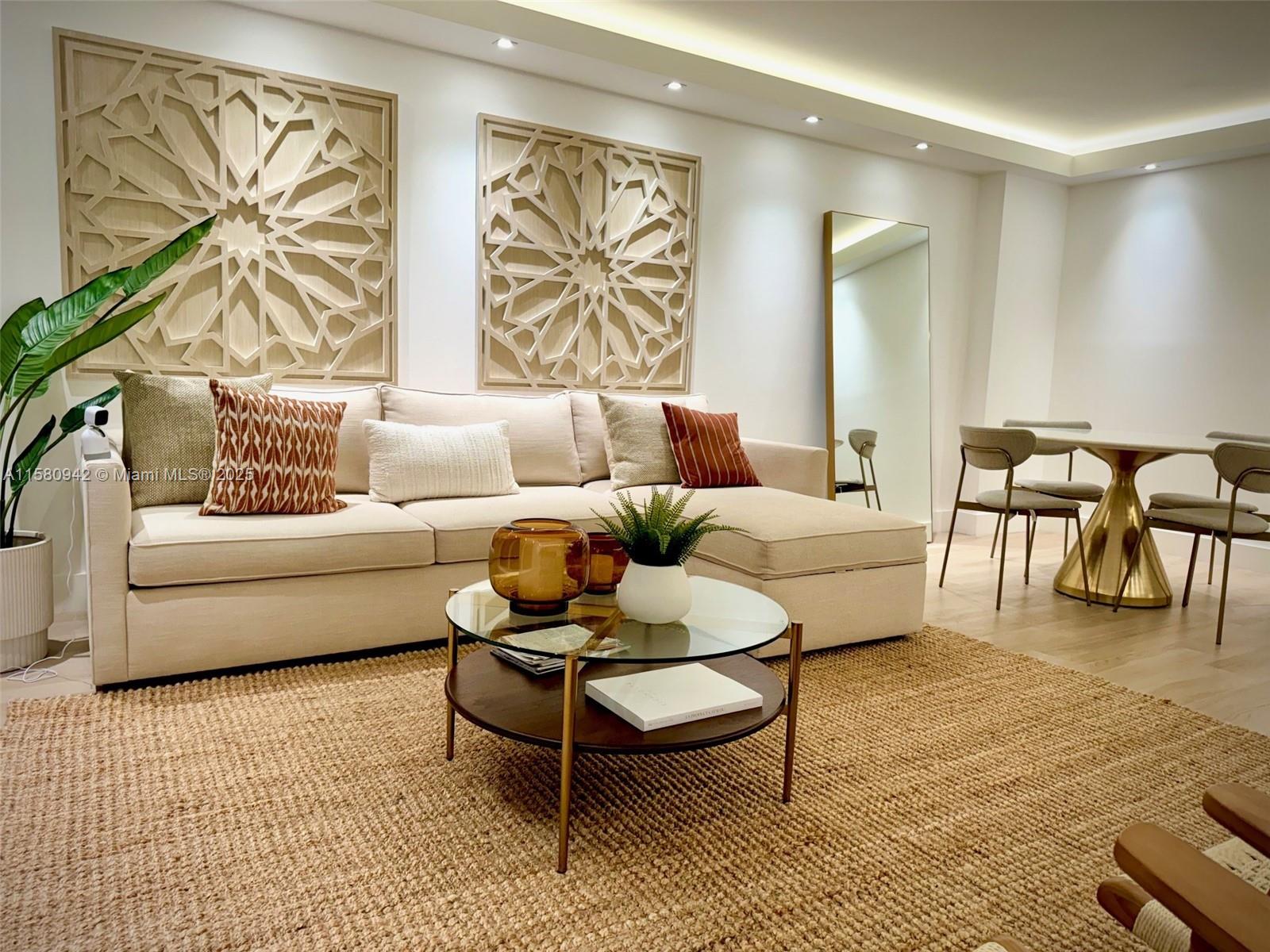 RONEY PALACE CONDO - Residential
