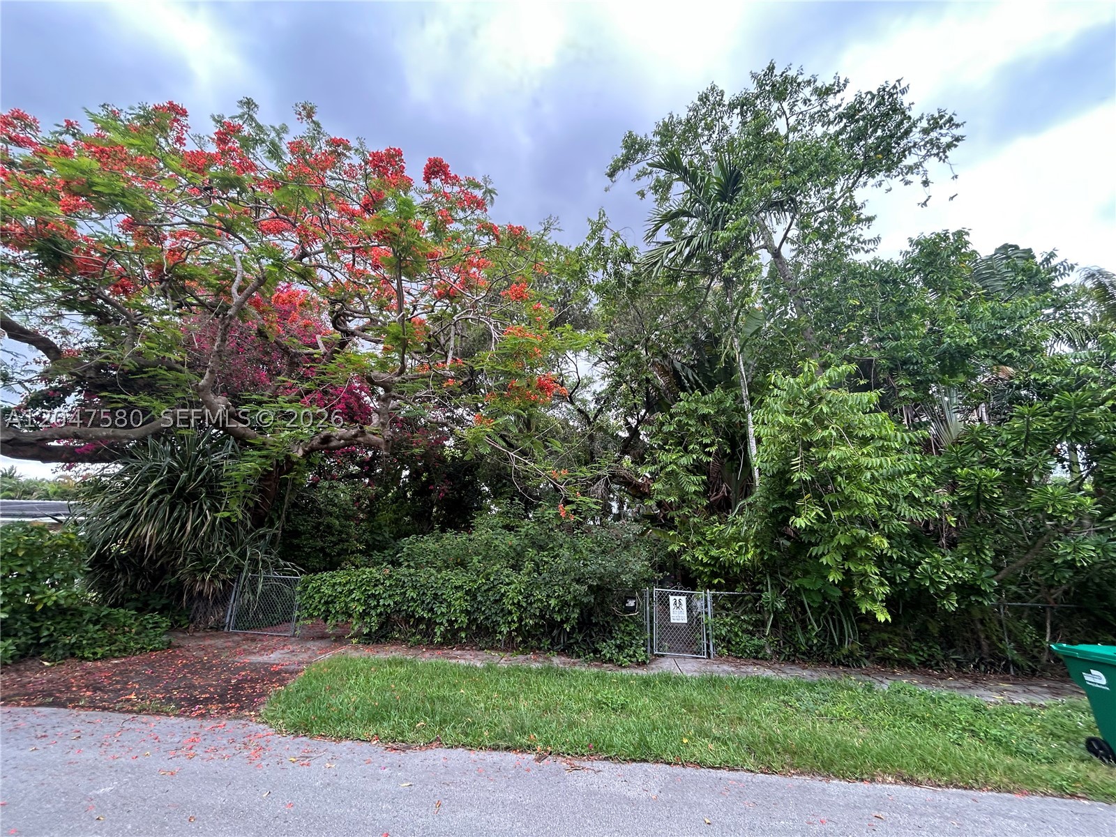 LAKE PARK SEC 2 - Residential