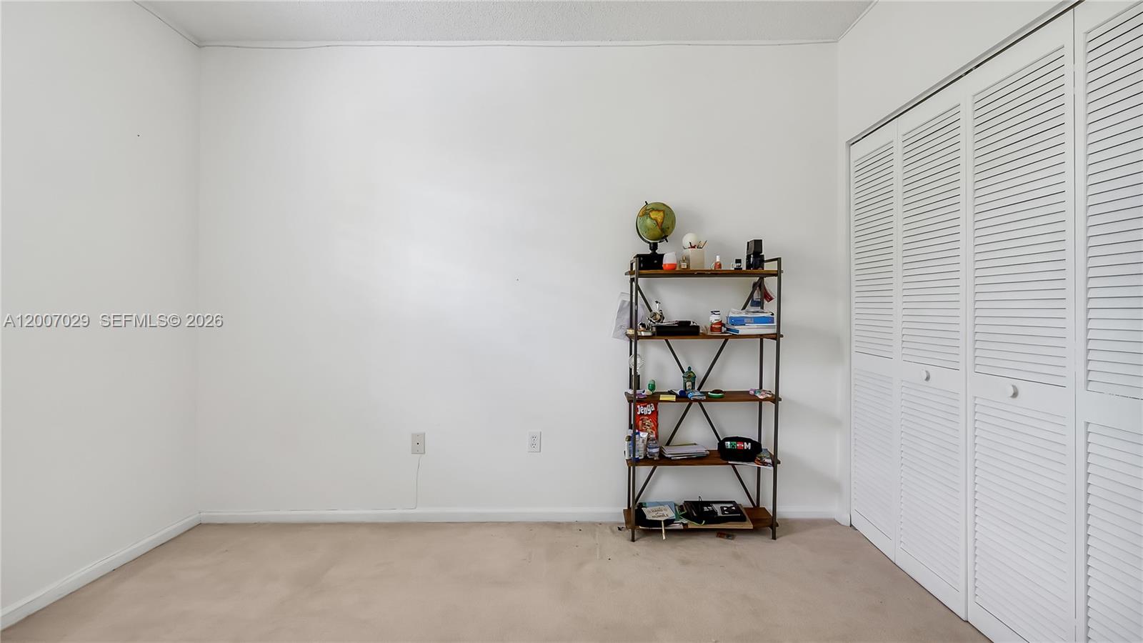 CORAL SPRINGS COUNTRY CLU - Residential
