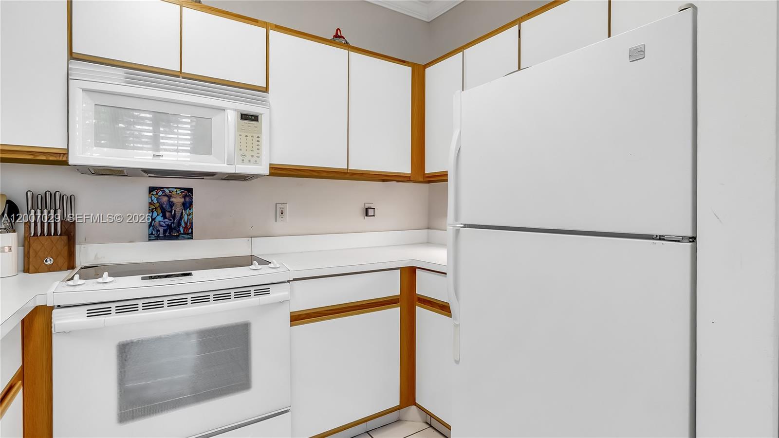 CORAL SPRINGS COUNTRY CLU - Residential