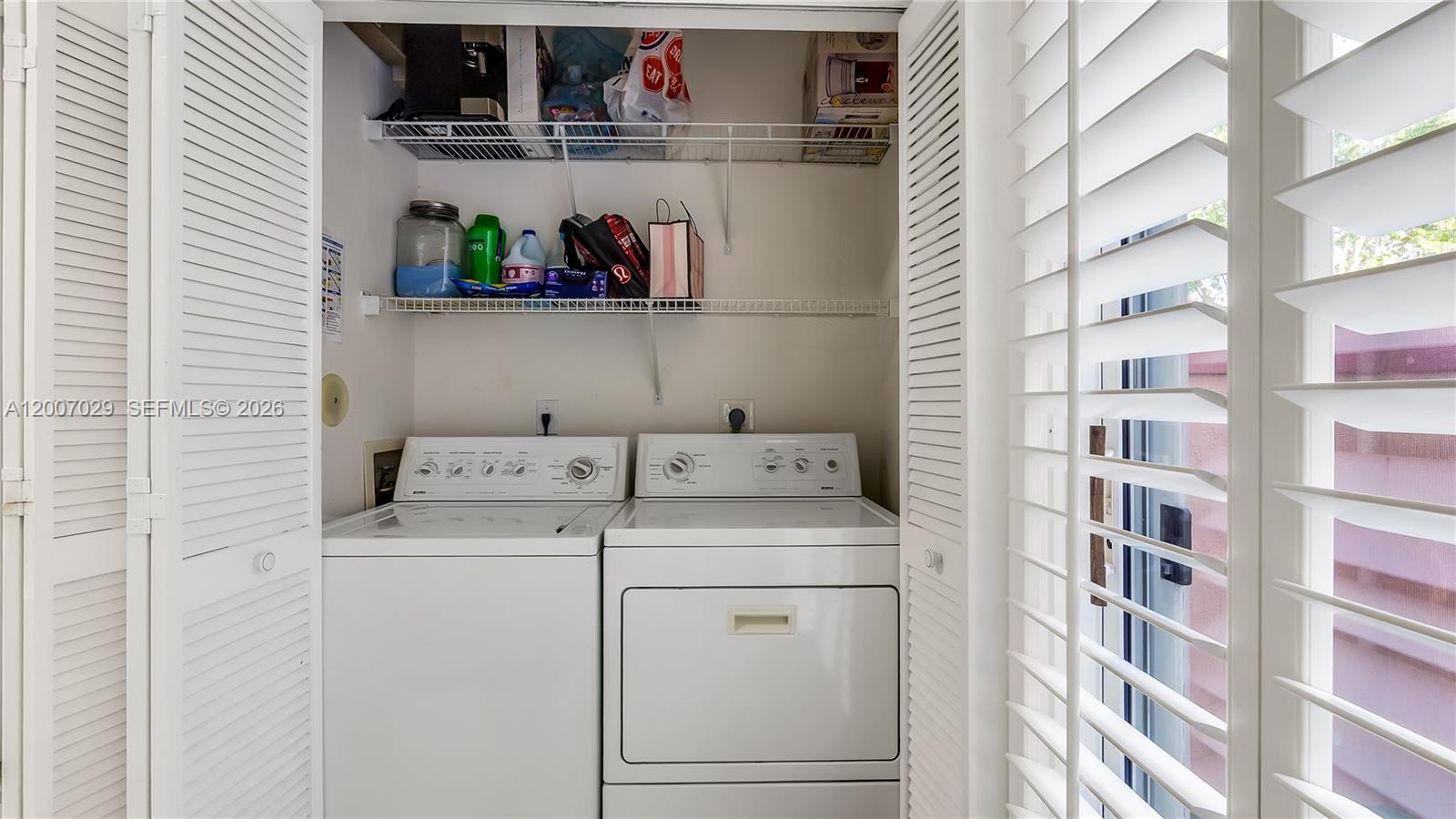 CORAL SPRINGS COUNTRY CLU - Residential