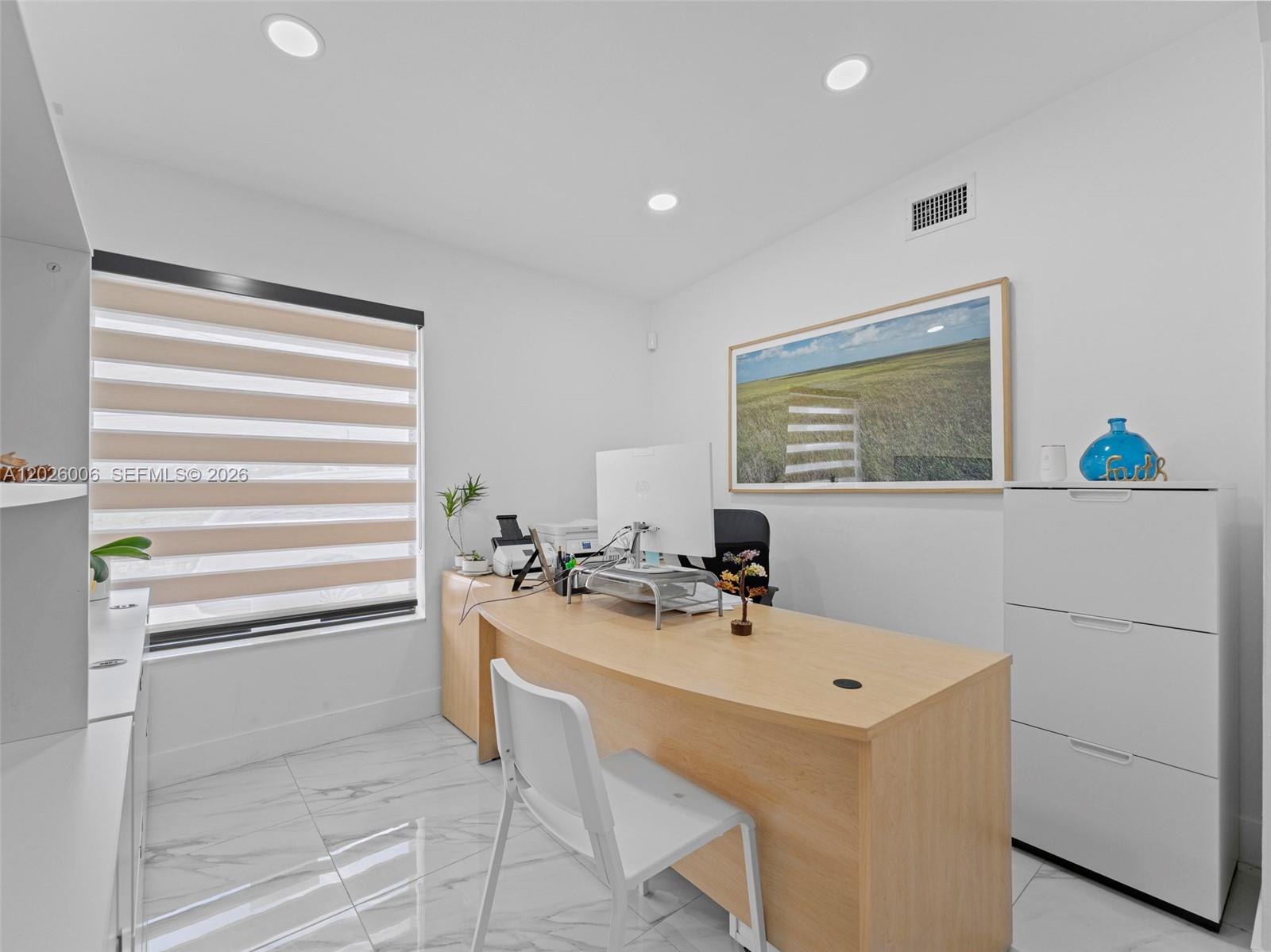 WESTWOOD LAKE 3RD ADDN - Residential