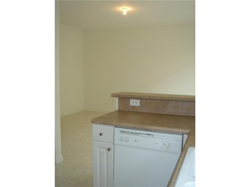 COURTS AT TUSCANY - Residential Lease