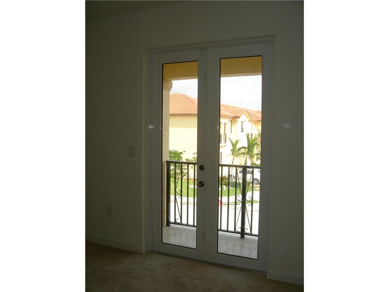 COURTS AT TUSCANY - Residential Lease