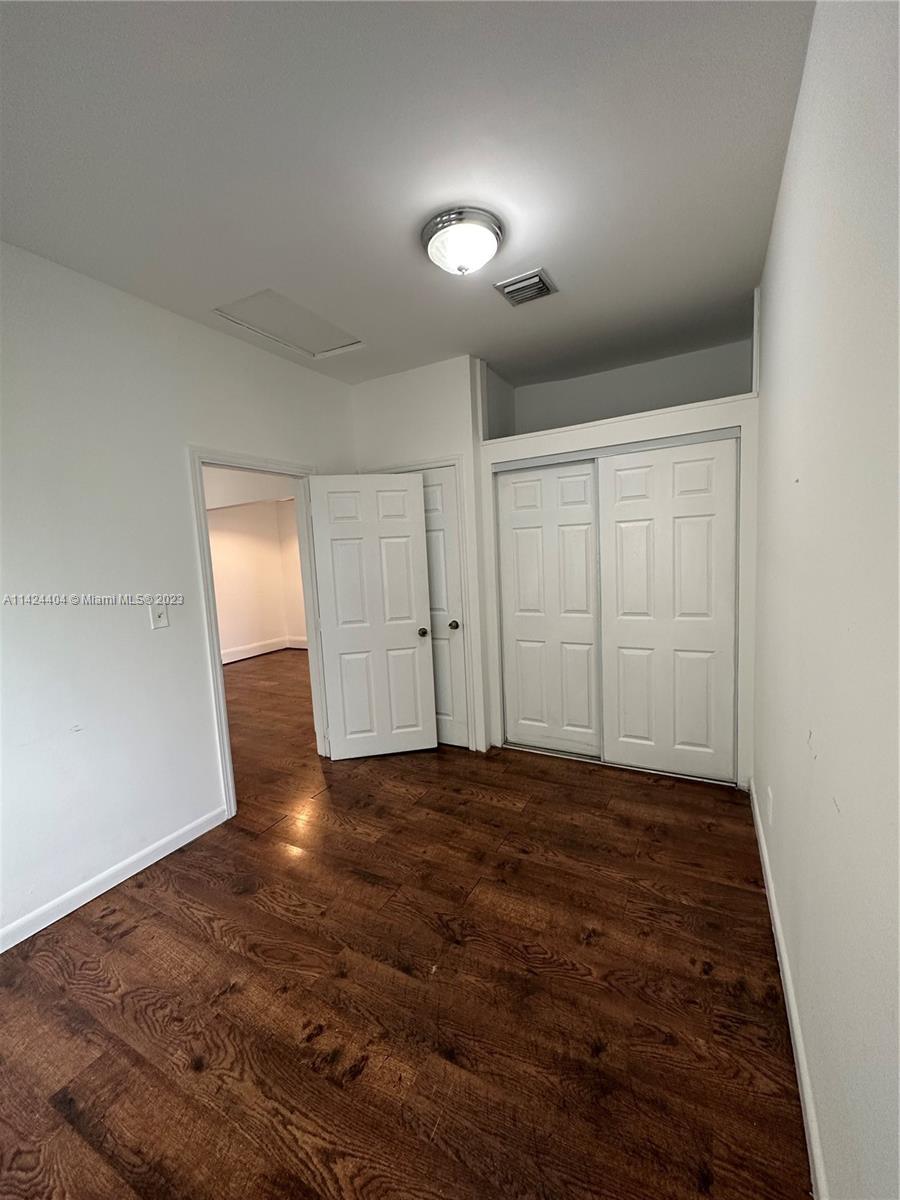 STUART TERRACE - Residential Lease