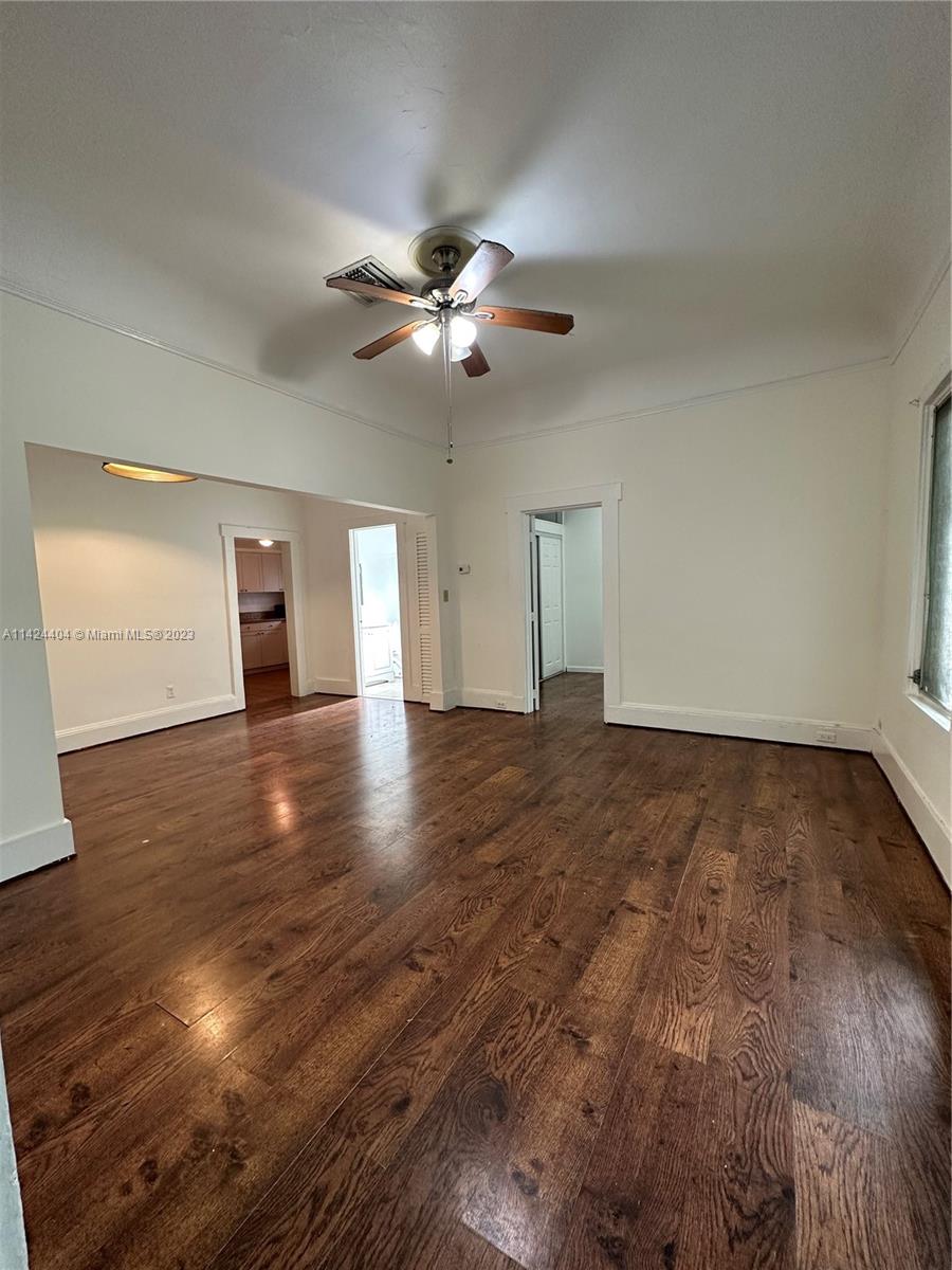 Welcome home! This is where the phrase location comes to reality! This cozy home It's located in the center of Shenandoah and Little Habana, literally 10 minutes to Brickell, Coral  Gables, and The University of Miami.
Jackson Memorial Hospital, Grove Metro Rail and  major highways are just a few minutes away. Washer and dryer in the unit, Enjoy the big patio full of trees that provide amazing shade to the home. NO HOA APPROVAL IS NEEDED. Fast moving.