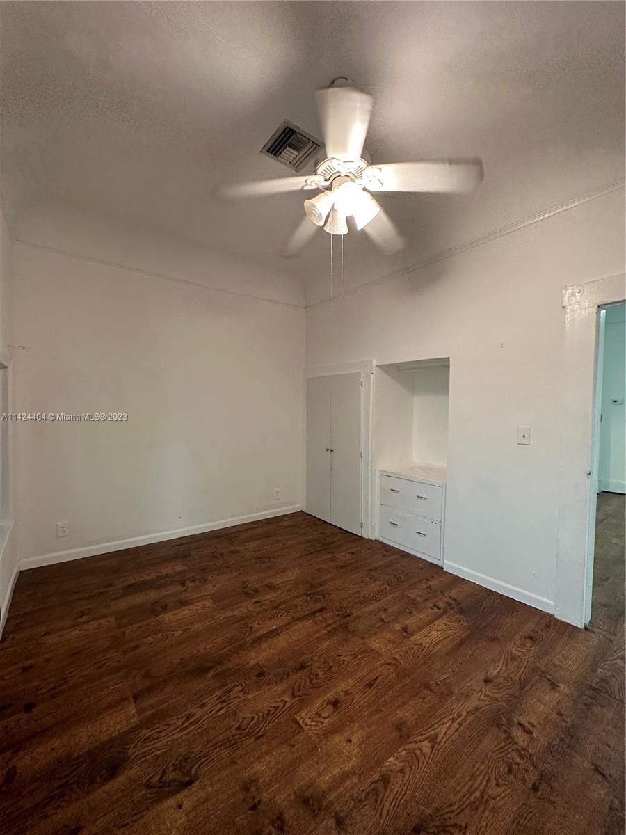 STUART TERRACE - Residential Lease