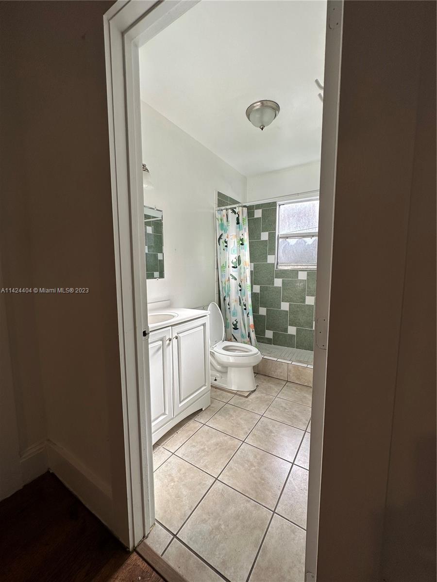 STUART TERRACE - Residential Lease