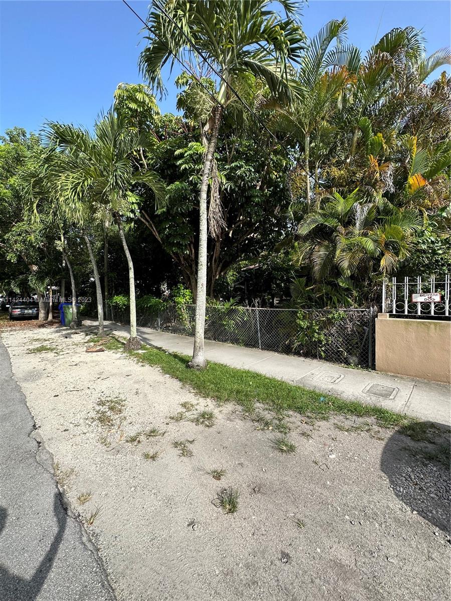 STUART TERRACE - Residential Lease
