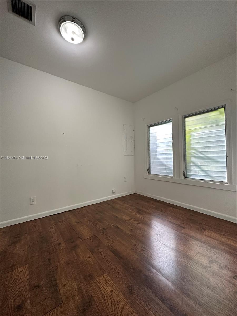 STUART TERRACE - Residential Lease