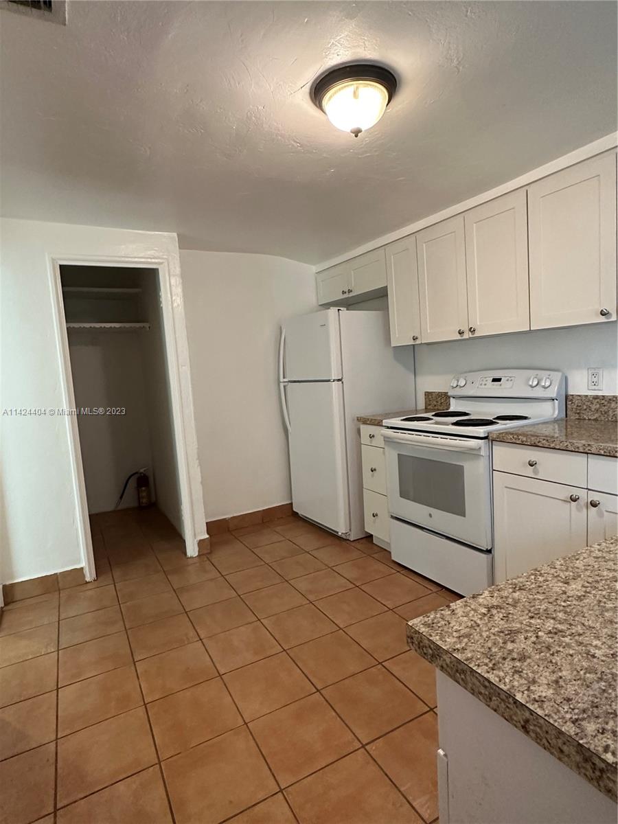 STUART TERRACE - Residential Lease
