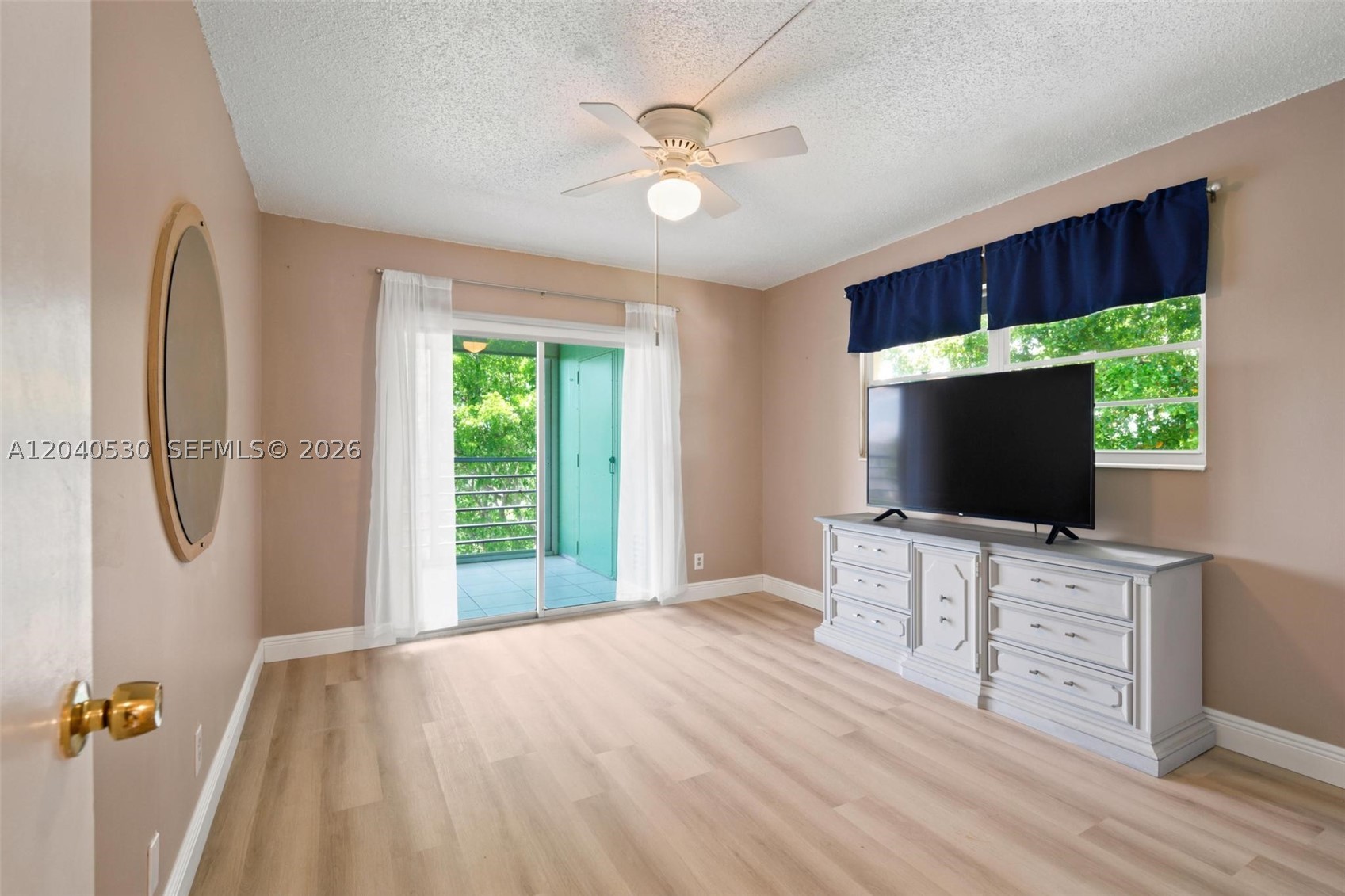 ASHBY C CONDO - Residential