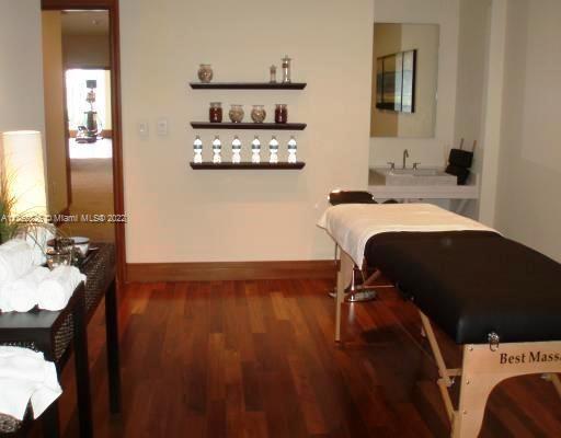 1060 BRICKELL CONDO - Residential Lease