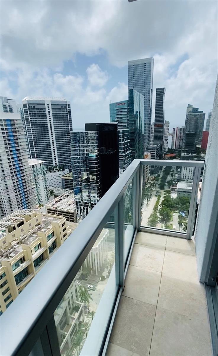 1060 BRICKELL CONDO - Residential Lease