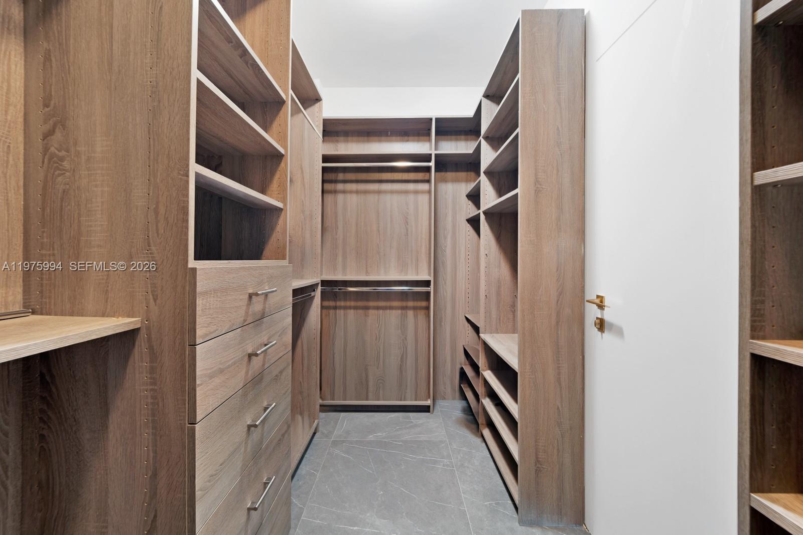 BISCAYNE BEACH CONDO - Residential
