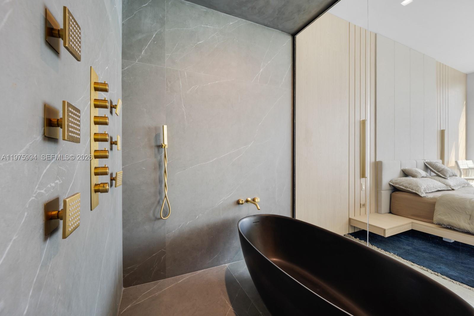 BISCAYNE BEACH CONDO - Residential