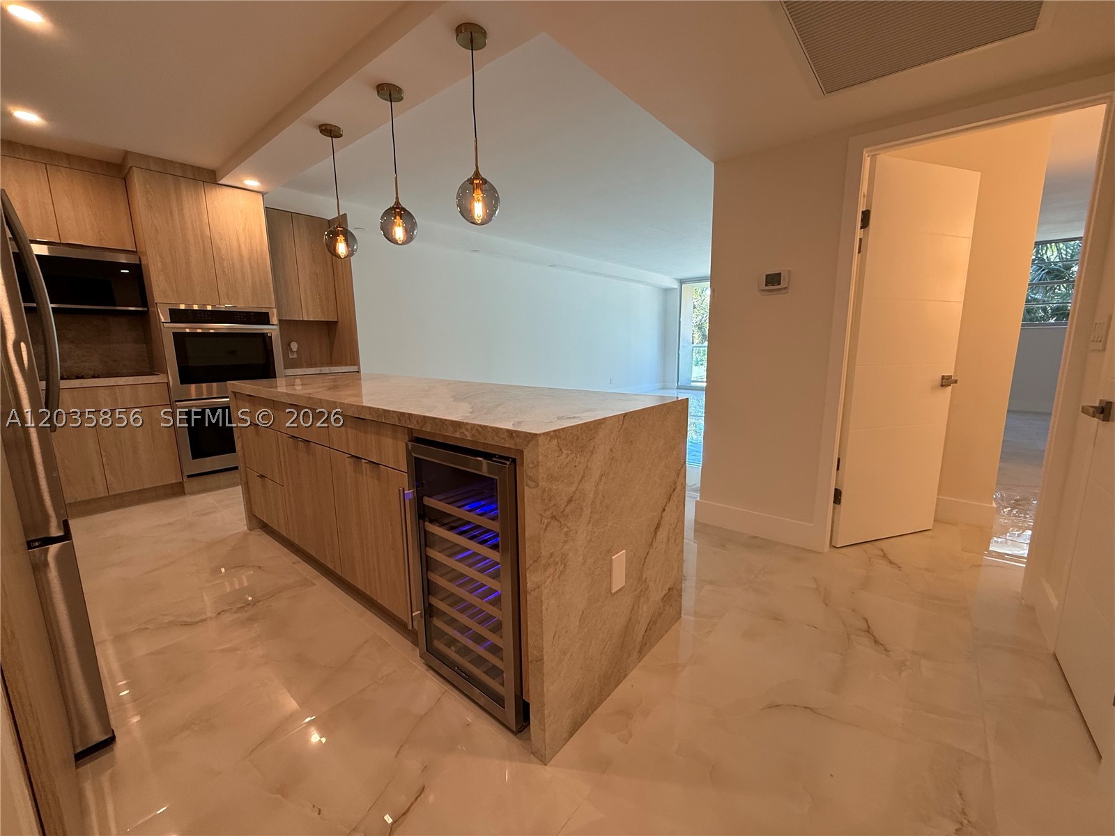 OCEANVIEW BUILDING A COND - Residential