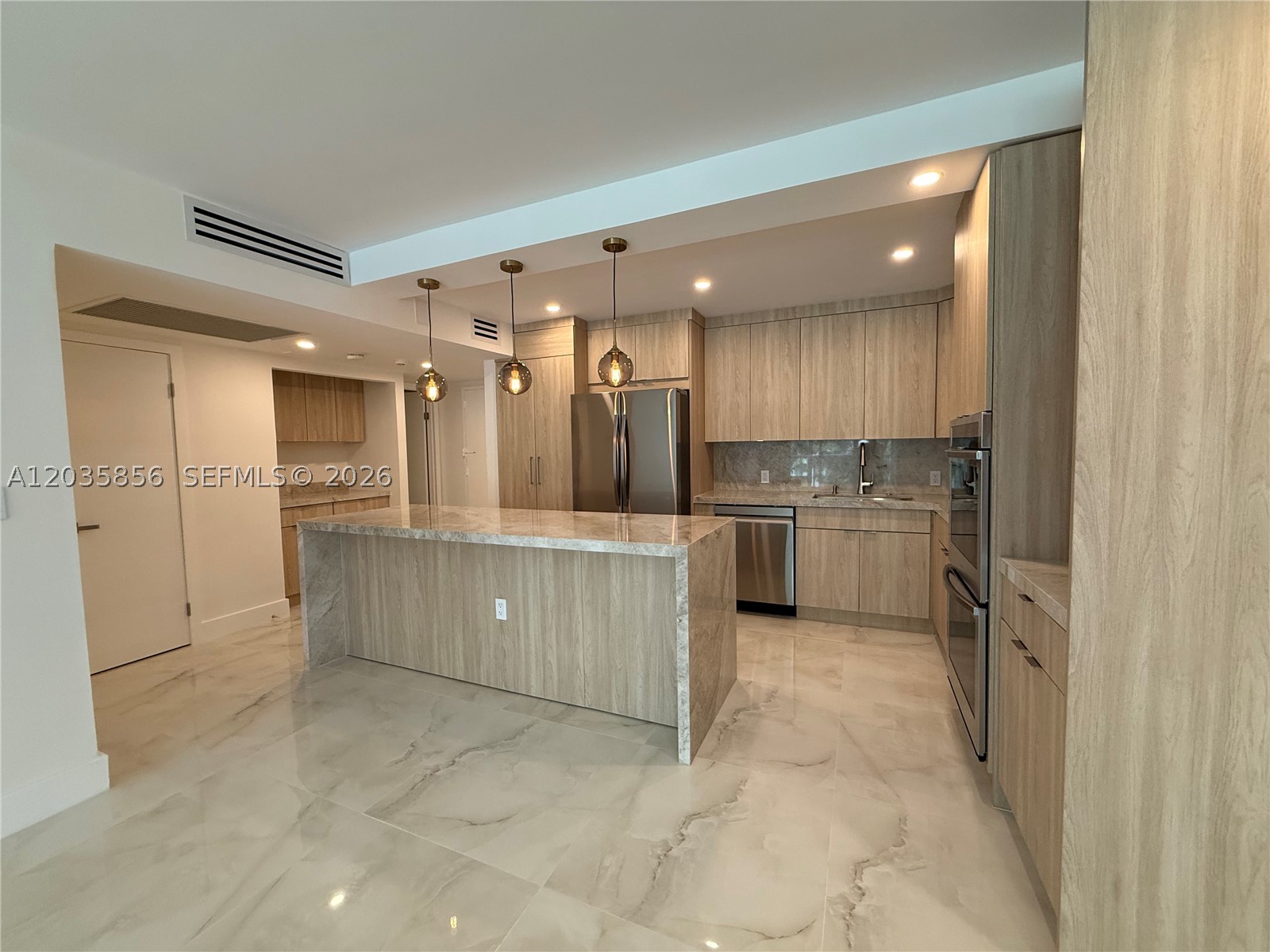 OCEANVIEW BUILDING A COND - Residential