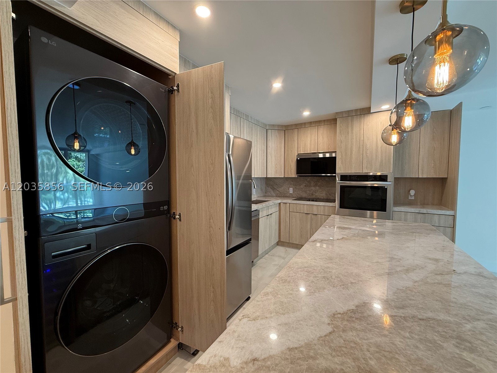 OCEANVIEW BUILDING A COND - Residential
