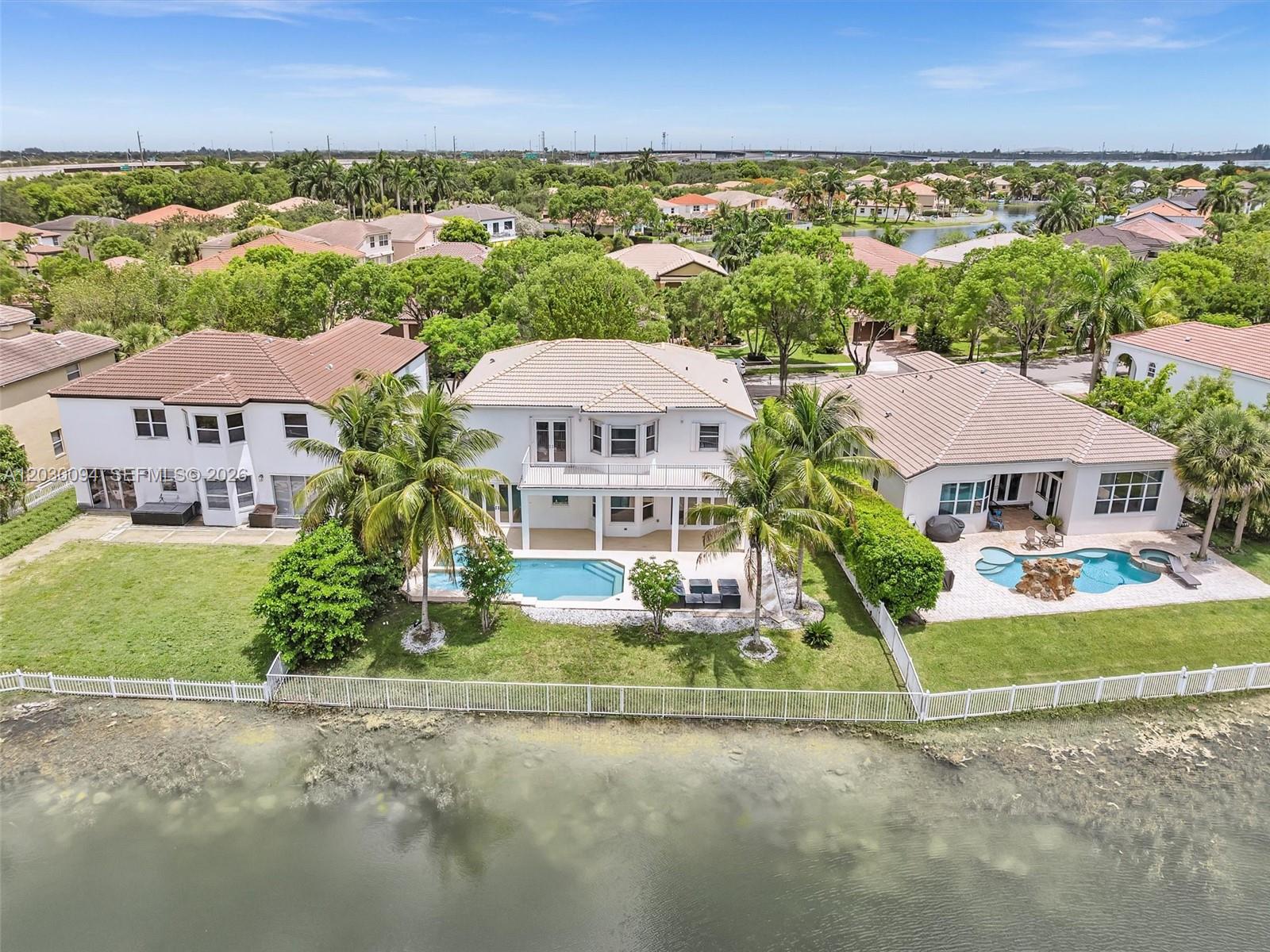 RIVIERA ISLES II - Residential