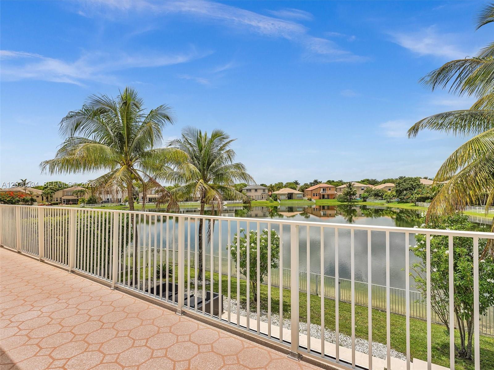 RIVIERA ISLES II - Residential