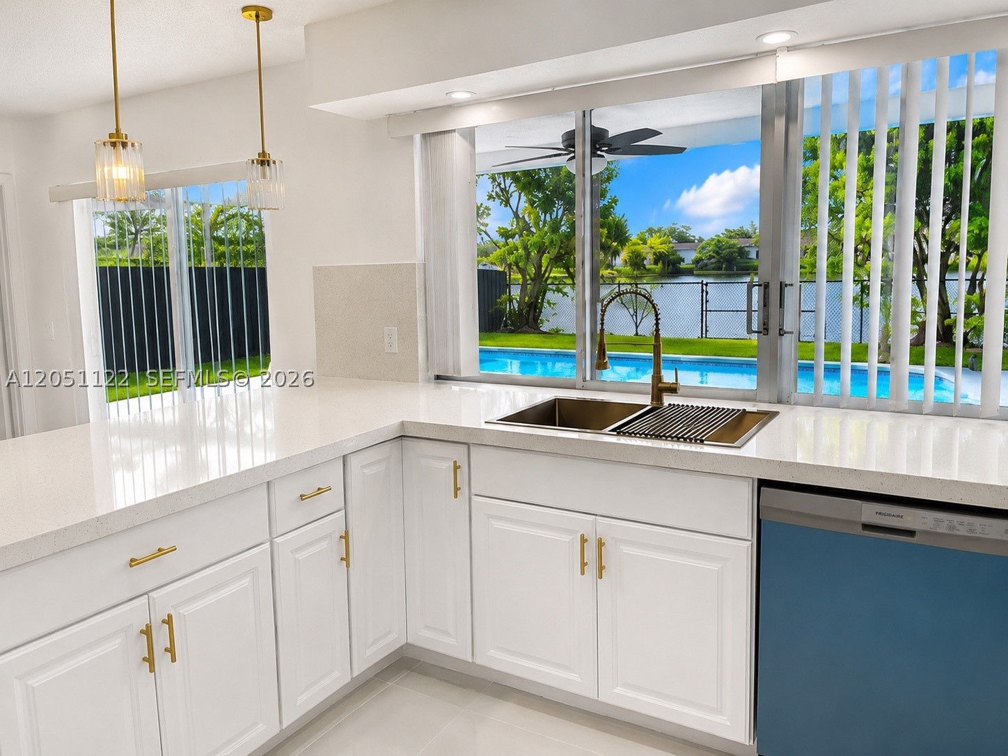 SUNRISE GOLF VILLAGE SEC - Residential