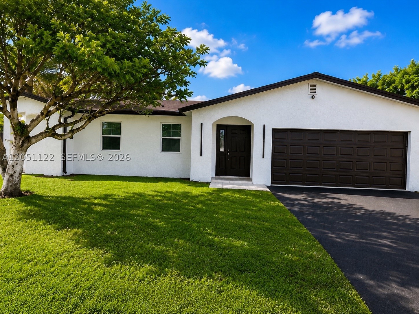 SUNRISE GOLF VILLAGE SEC - Residential