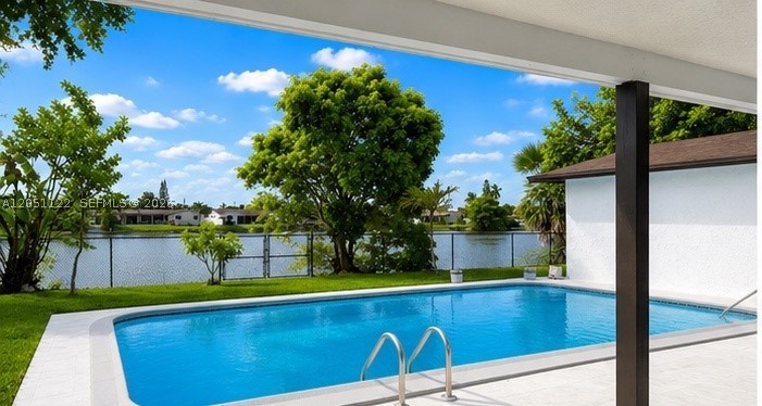 SUNRISE GOLF VILLAGE SEC - Residential