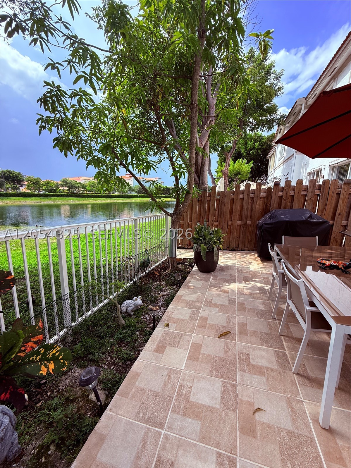 ISLANDS AT DORAL 1ST ADDN - Residential