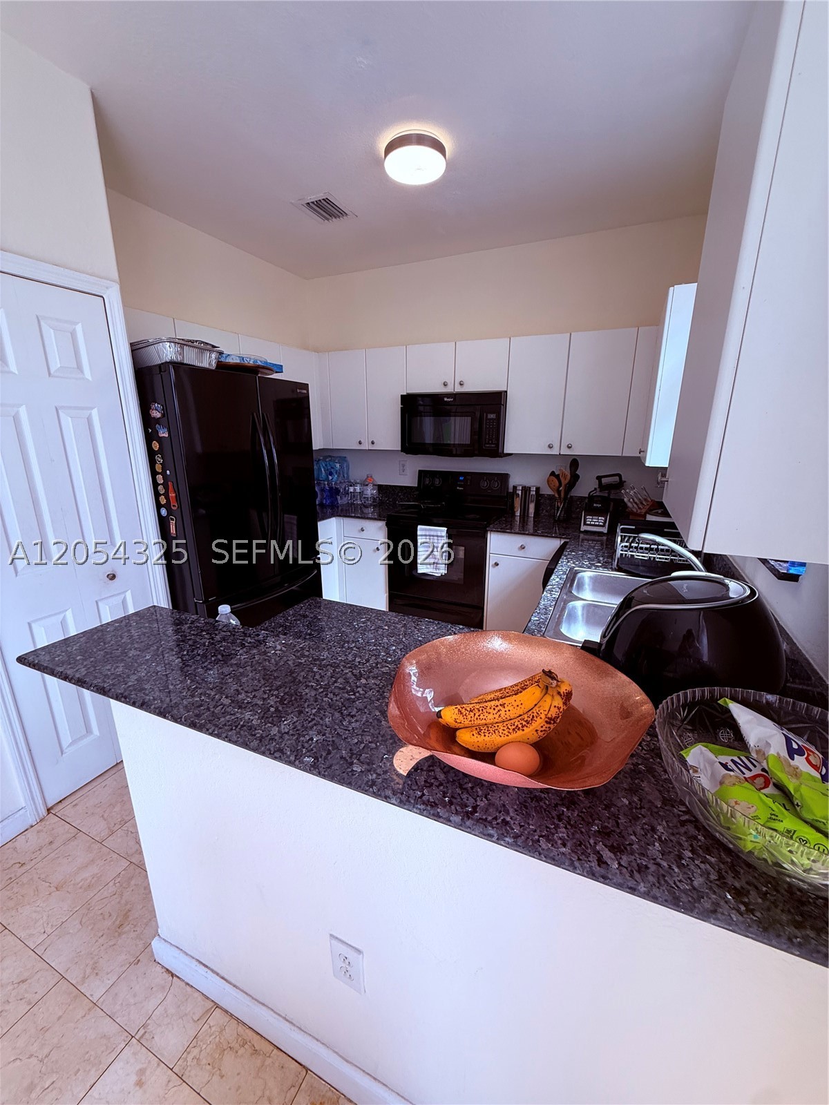 ISLANDS AT DORAL 1ST ADDN - Residential