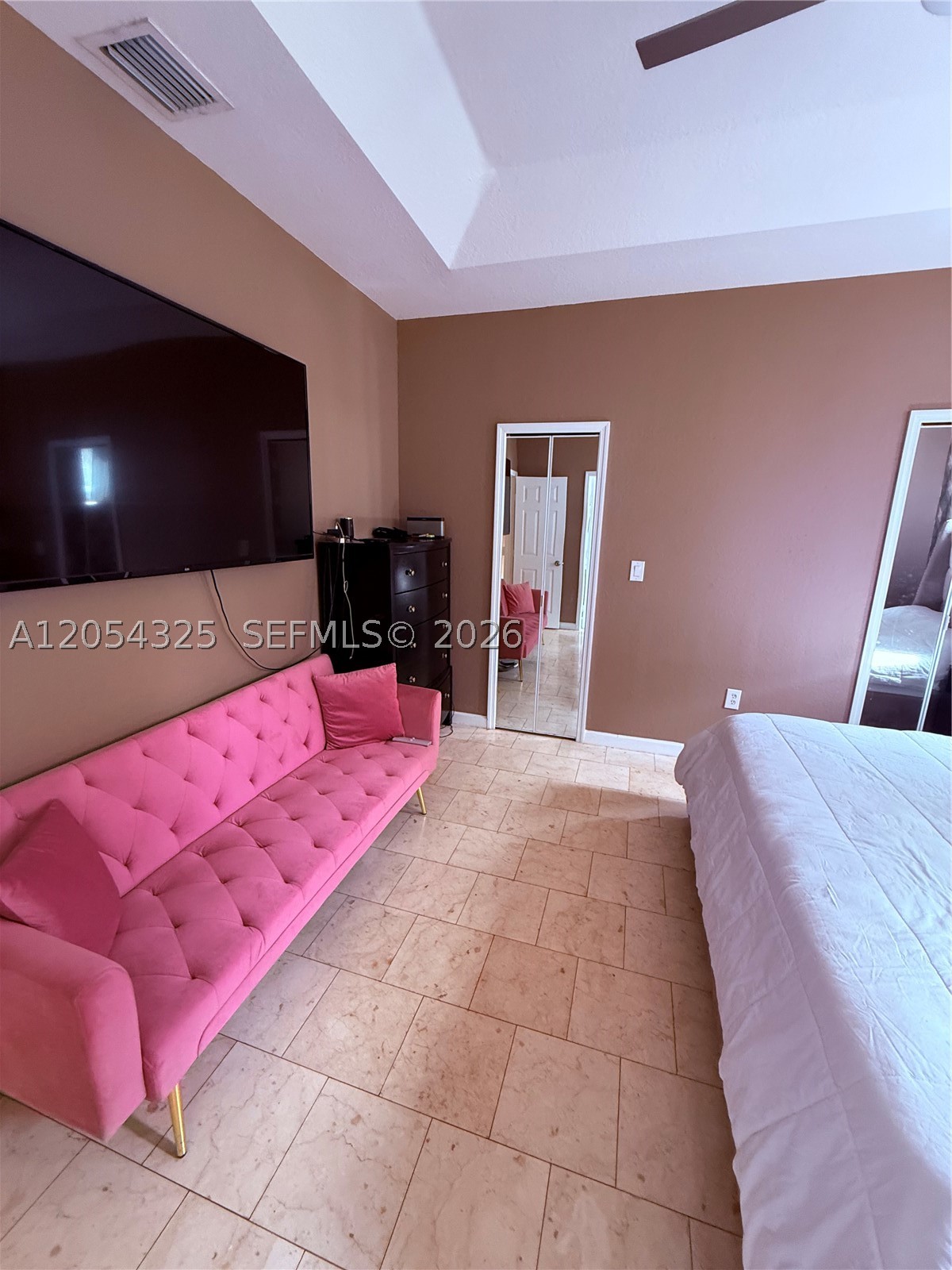 ISLANDS AT DORAL 1ST ADDN - Residential