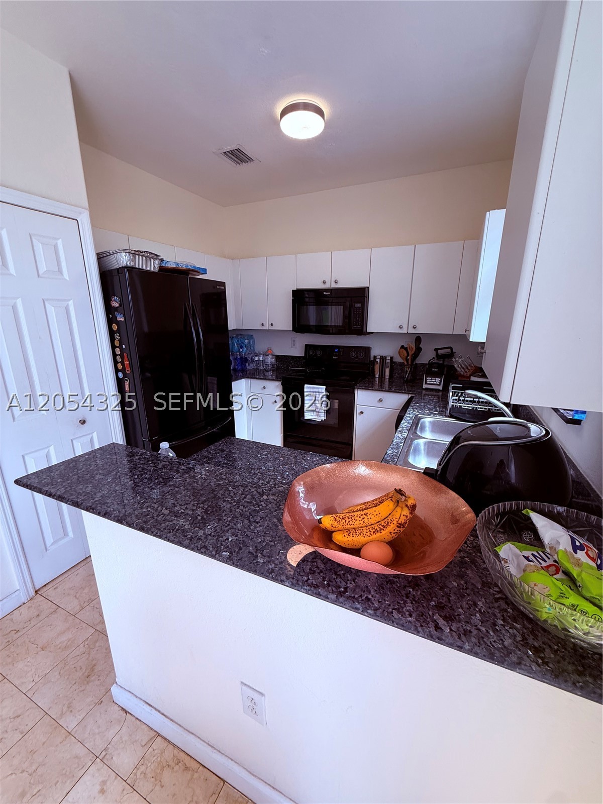 ISLANDS AT DORAL 1ST ADDN - Residential