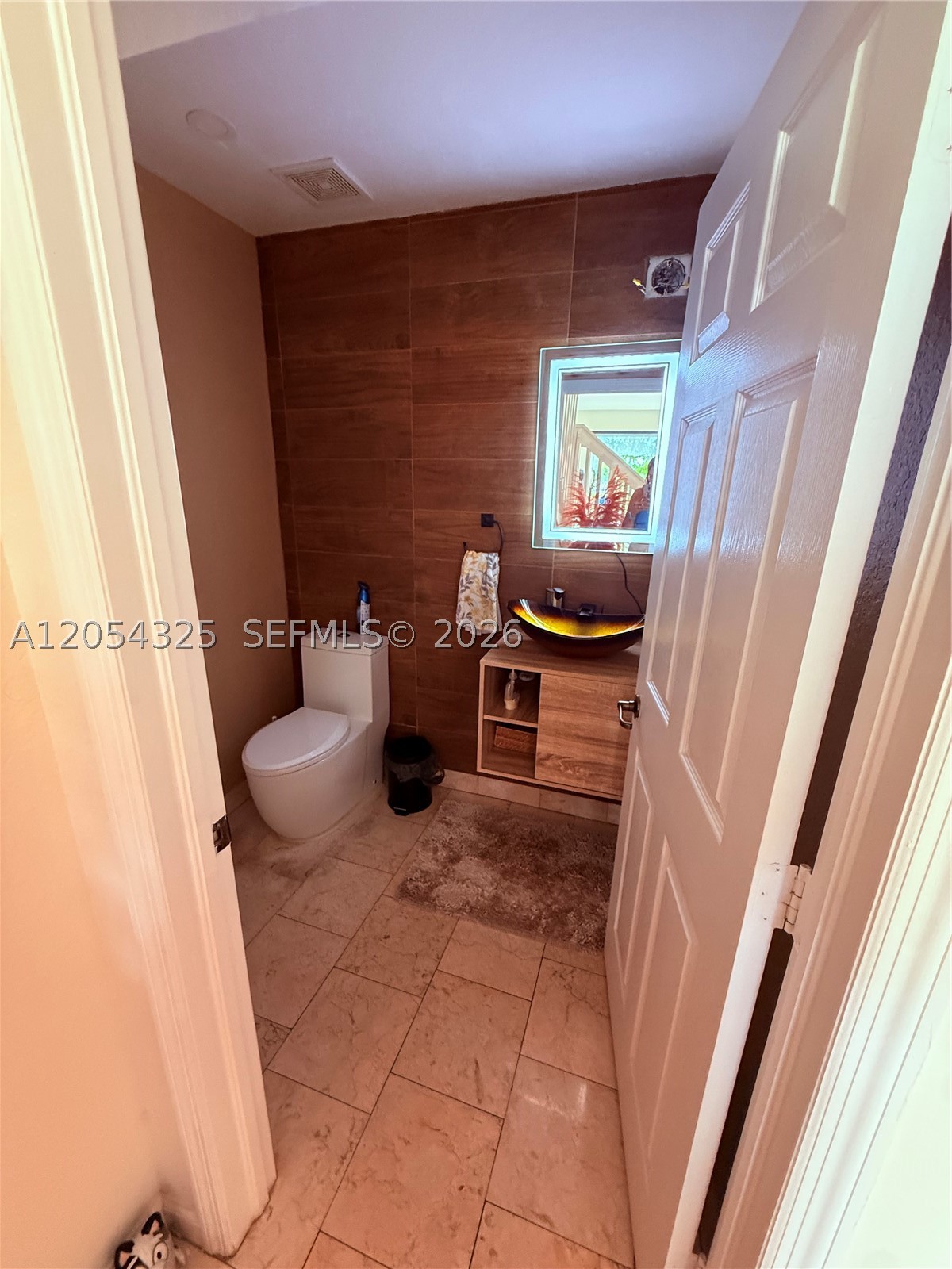 ISLANDS AT DORAL 1ST ADDN - Residential
