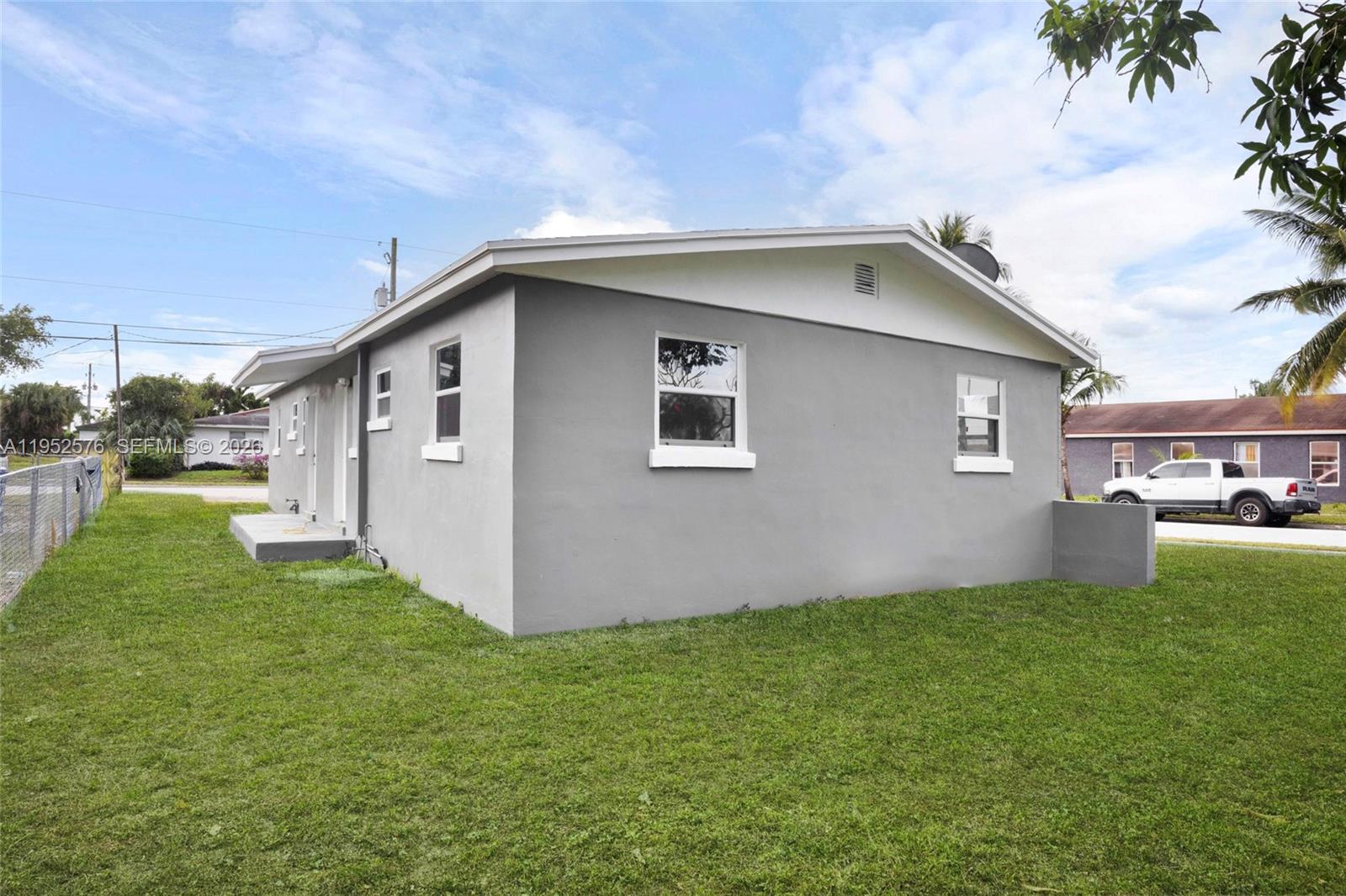 INLET CITY - Residential Income
