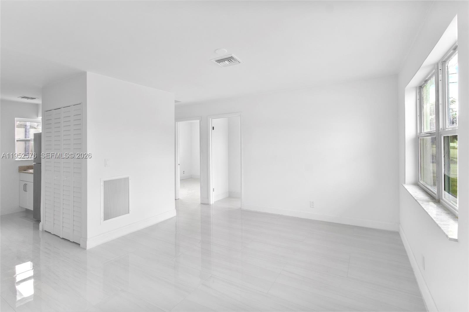 INLET CITY - Residential Income