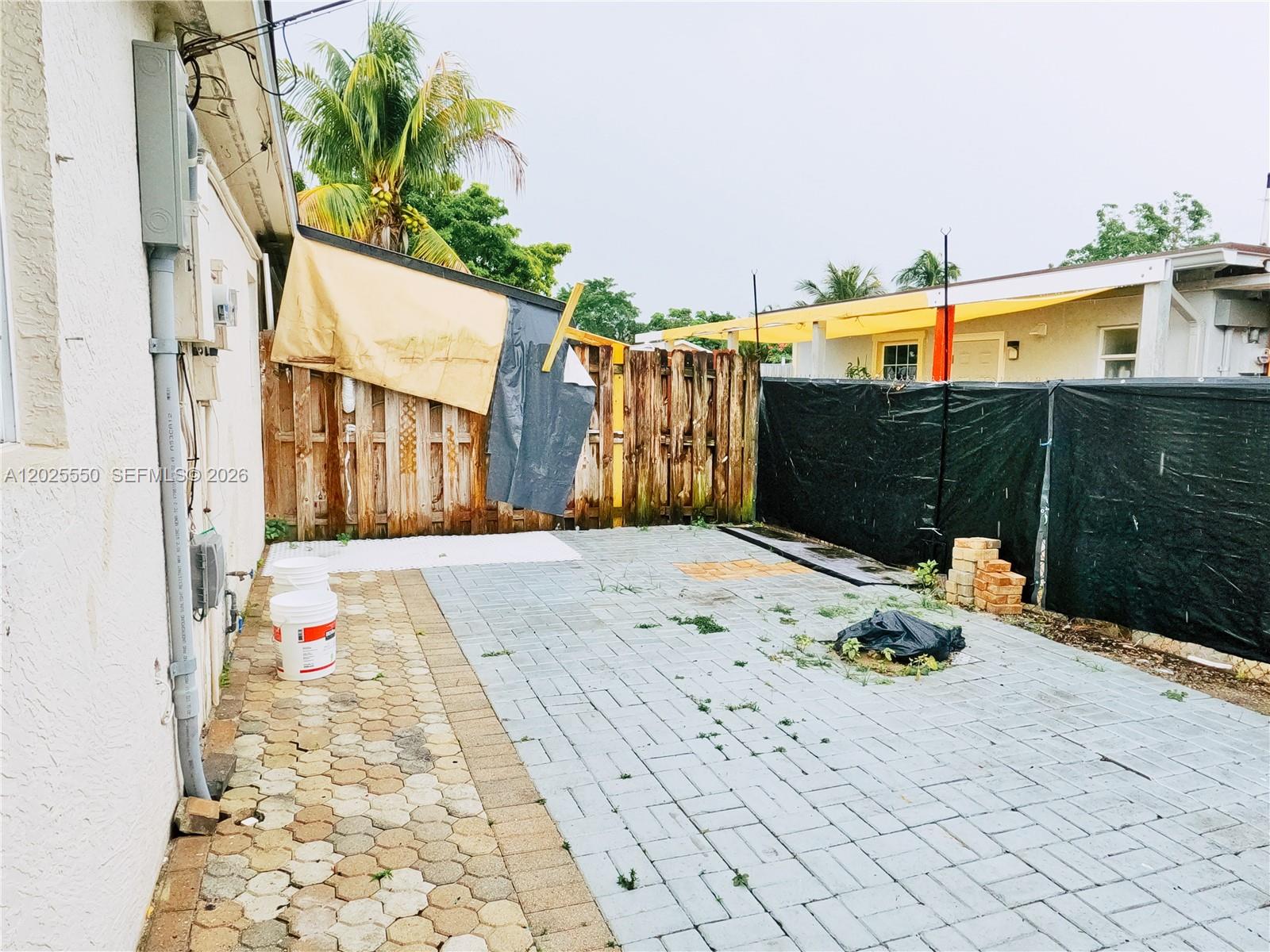 HOLT EST - Residential Lease