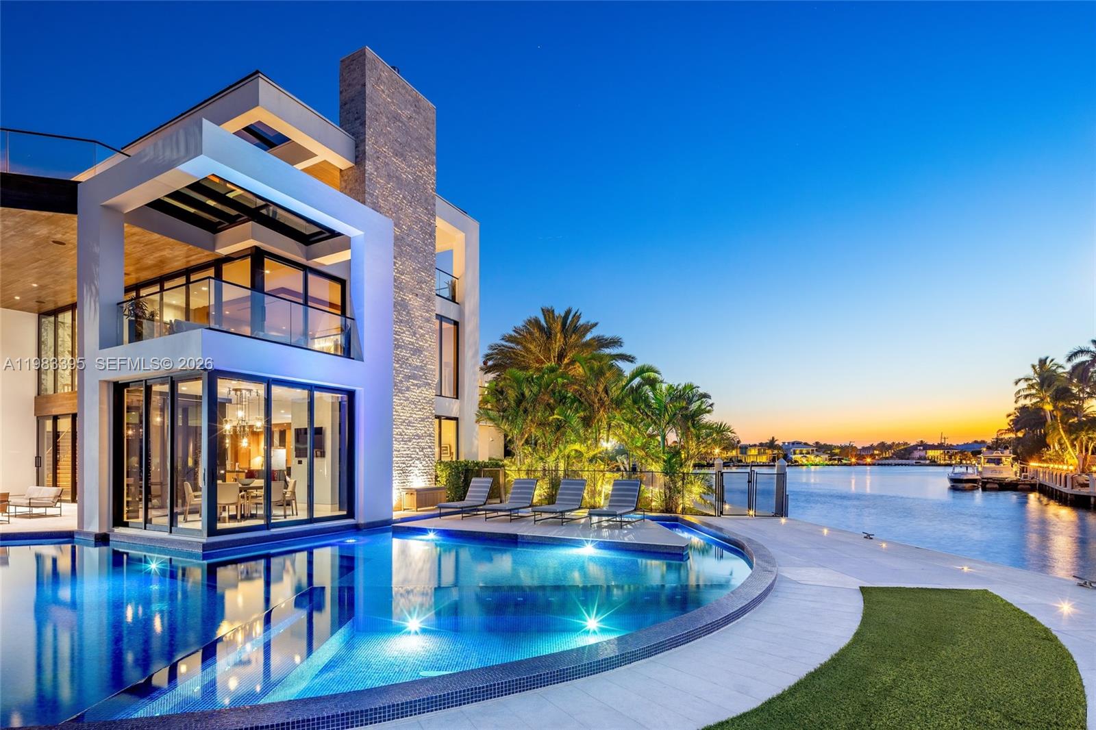 ISLA BAHIA - Residential