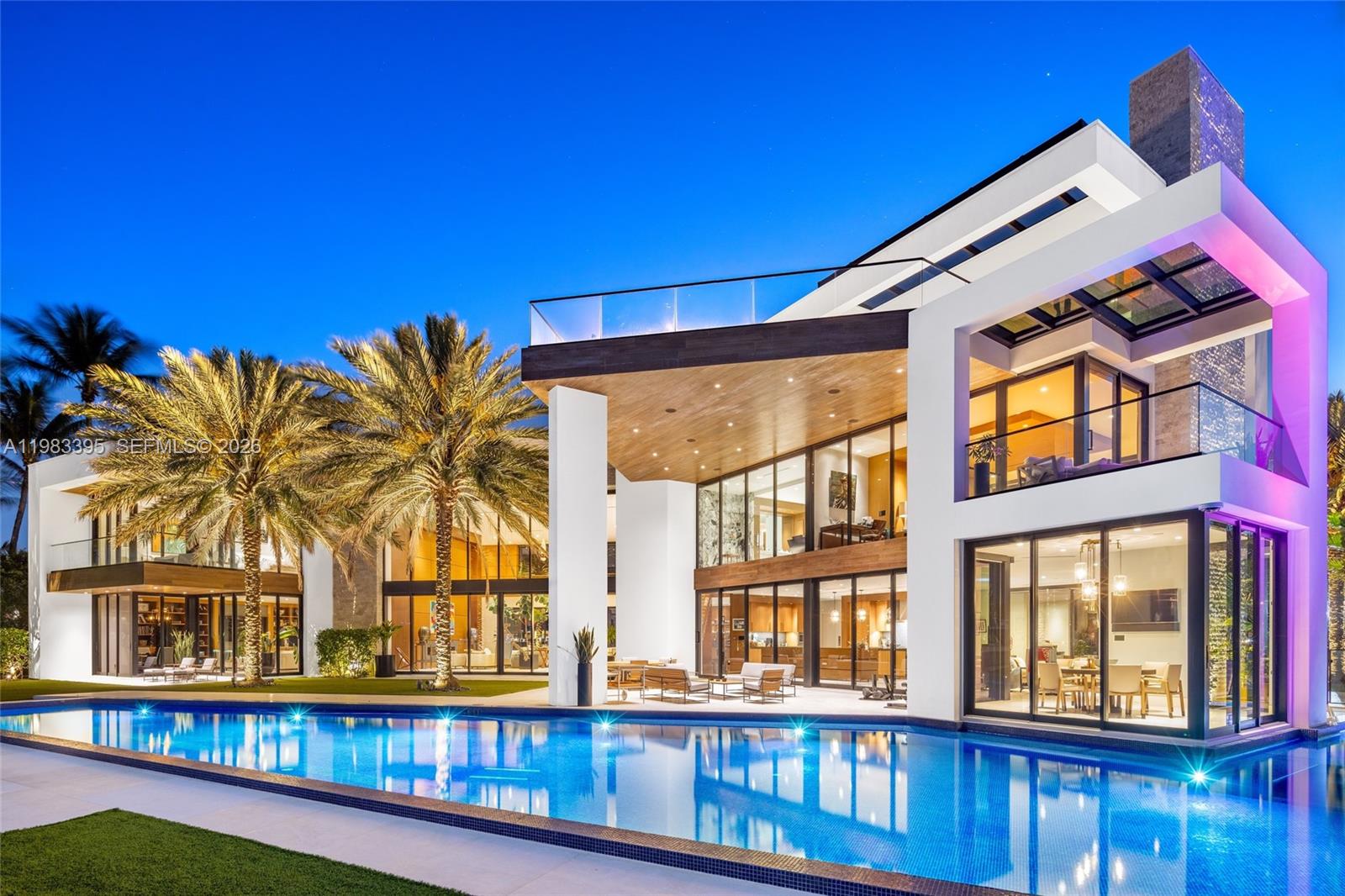 ISLA BAHIA - Residential