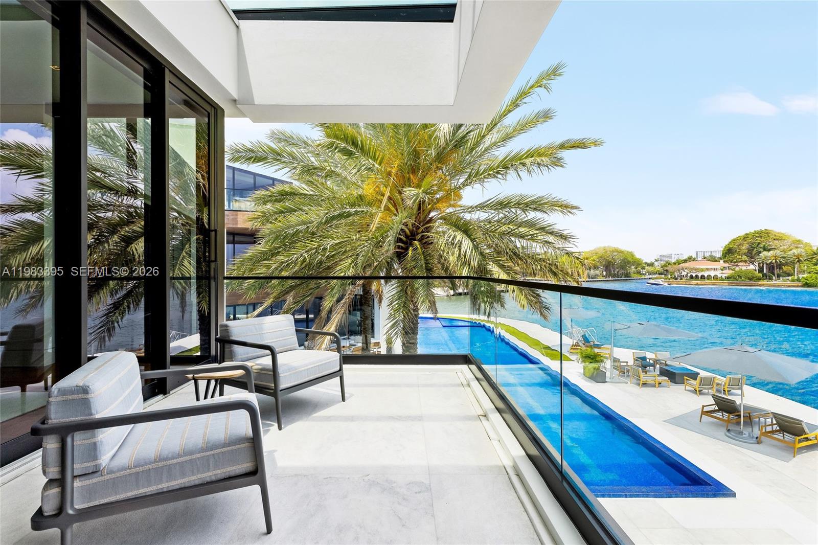 ISLA BAHIA - Residential