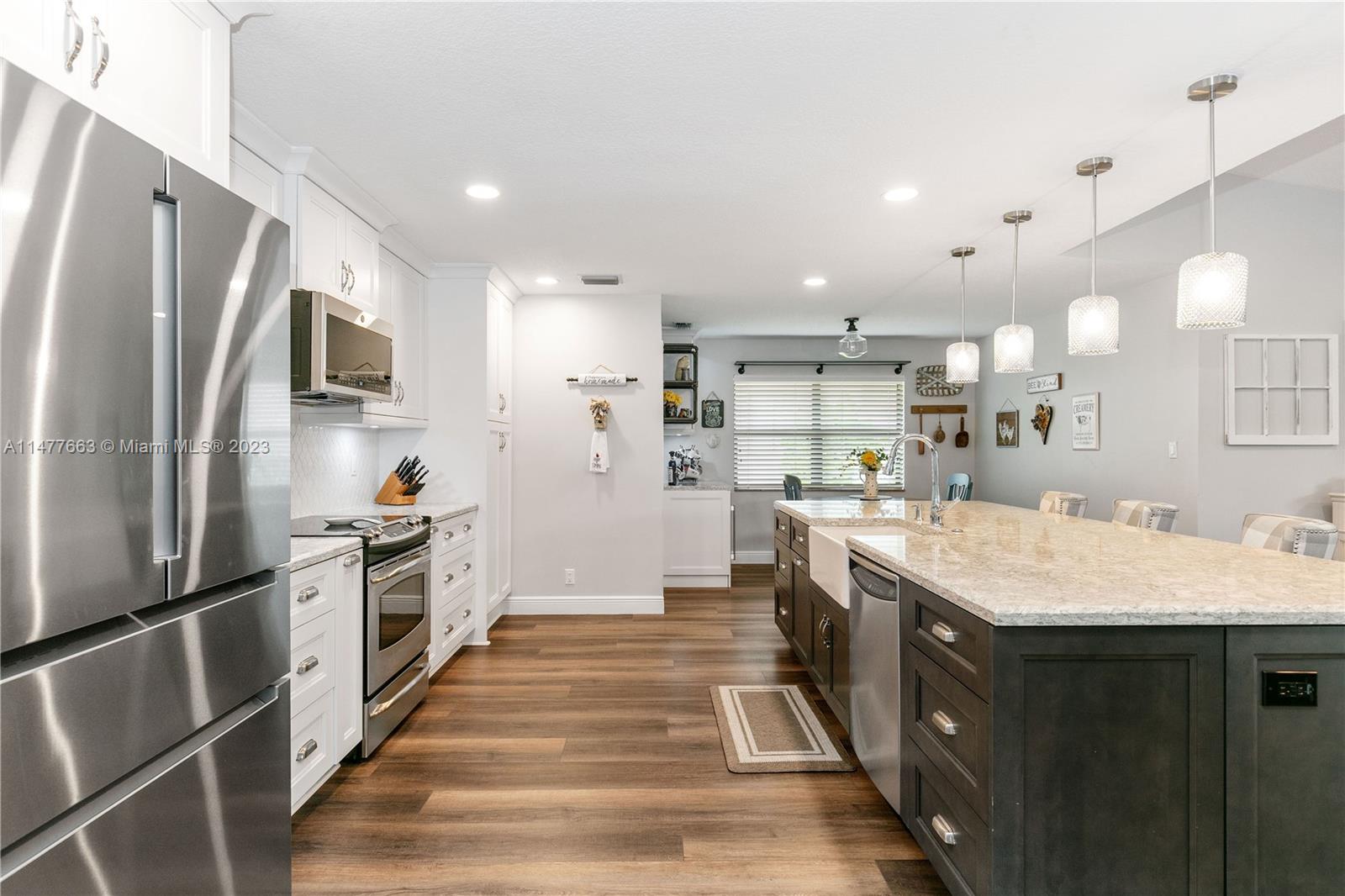 WEST GLEN - Residential