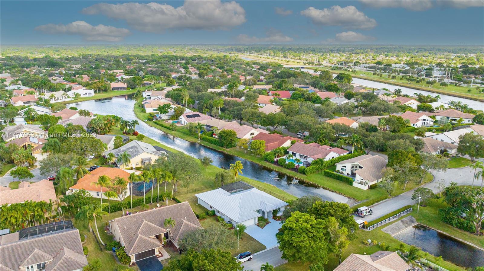 WEST GLEN - Residential