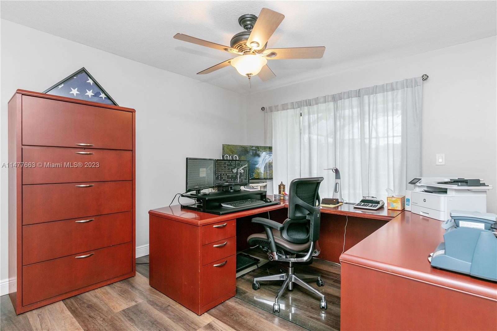 WEST GLEN - Residential