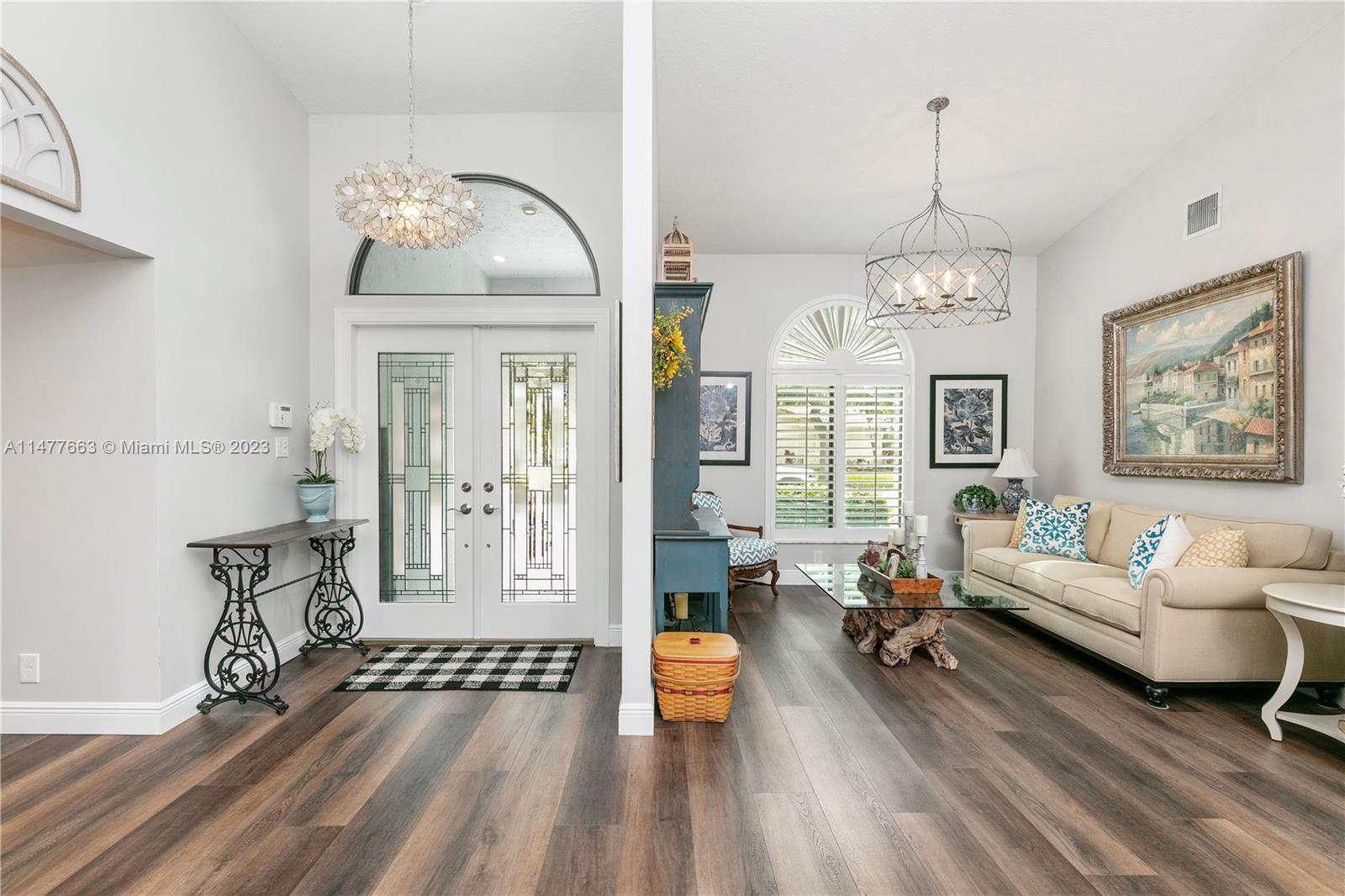 WEST GLEN - Residential