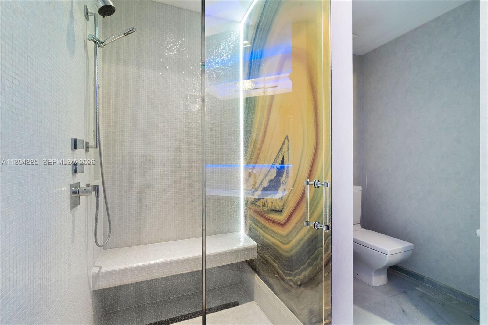 CONTINUUM ON SOUTH BEACH - Residential