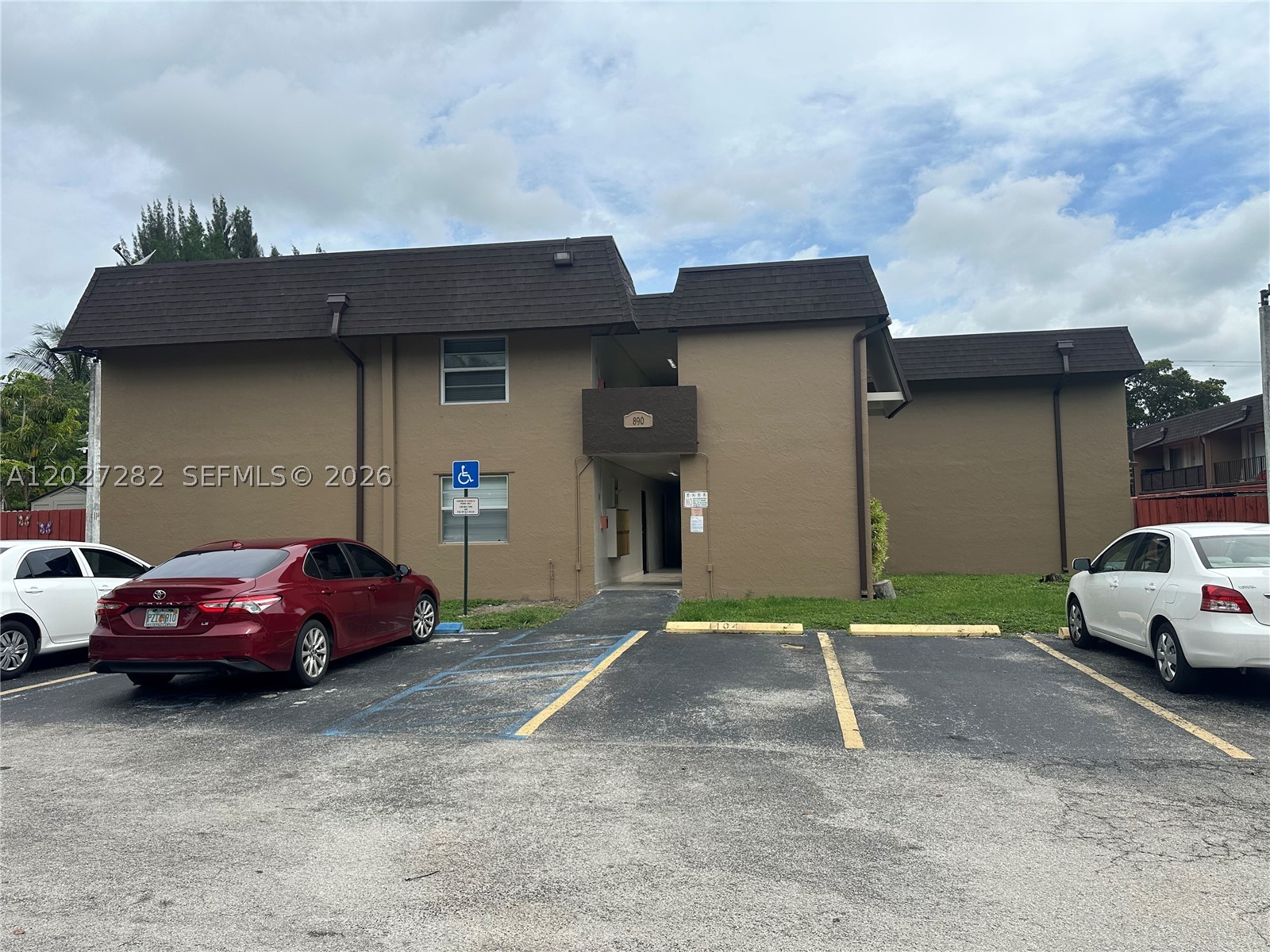 Beautiful 2-bedroom, 2-bathroom corner unit located on the second floor. This well-maintained home features tile flooring throughout, a private balcony, and an assigned parking space. Bright and spacious layout with plenty of natural light, offering comfort and convenience in a desirable location.