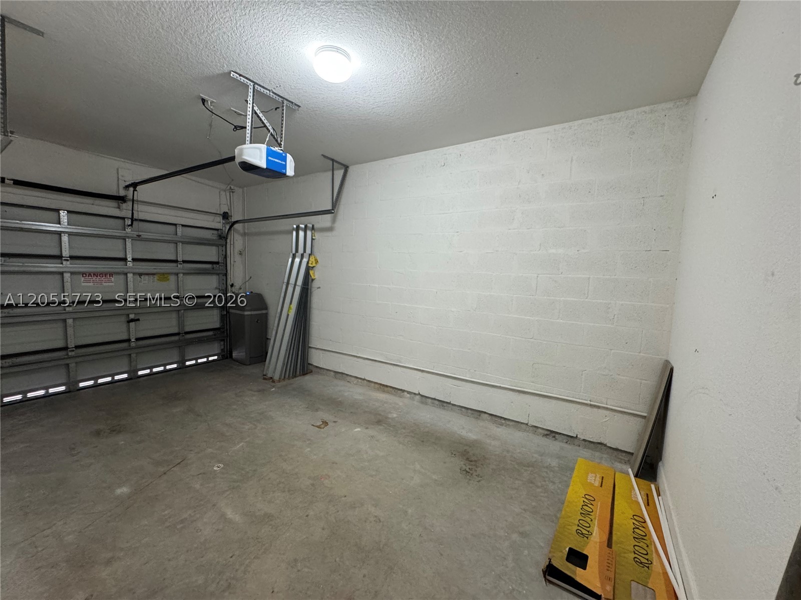 KEYS GARDEN - Residential Lease