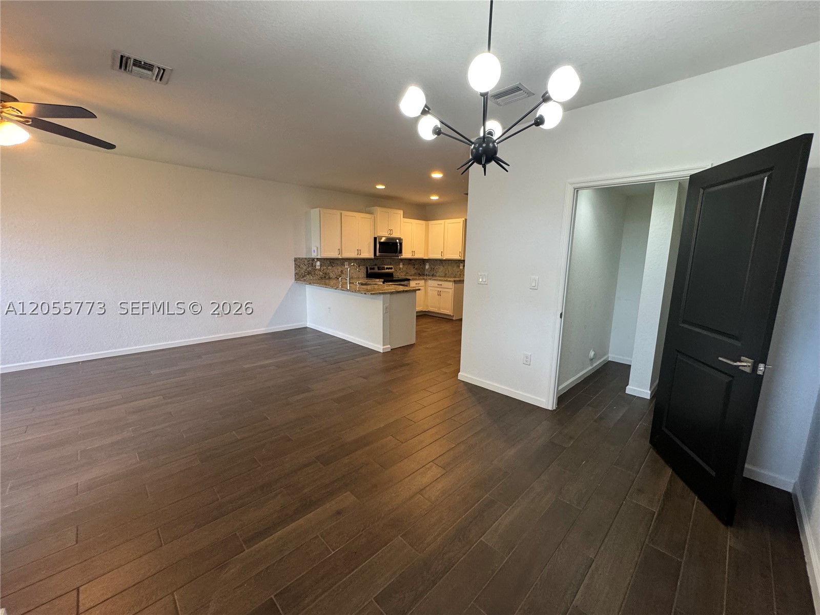KEYS GARDEN - Residential Lease